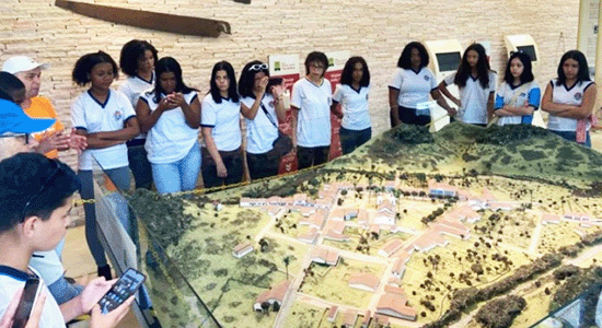 Newsletter Celebre Conosco 20260424 Viva a Libras, Língua Brasileira de Sinais! - DIA DA EDUCAÇÃO